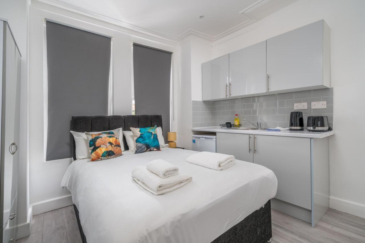 London Selwyn Unique & Stylish Studios 外观 照片