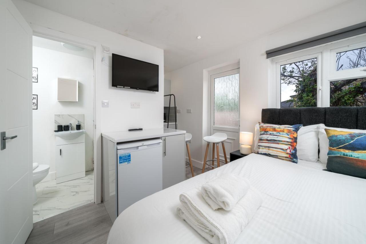 London Selwyn Unique & Stylish Studios 外观 照片