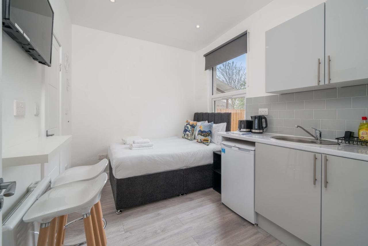 London Selwyn Unique & Stylish Studios 外观 照片