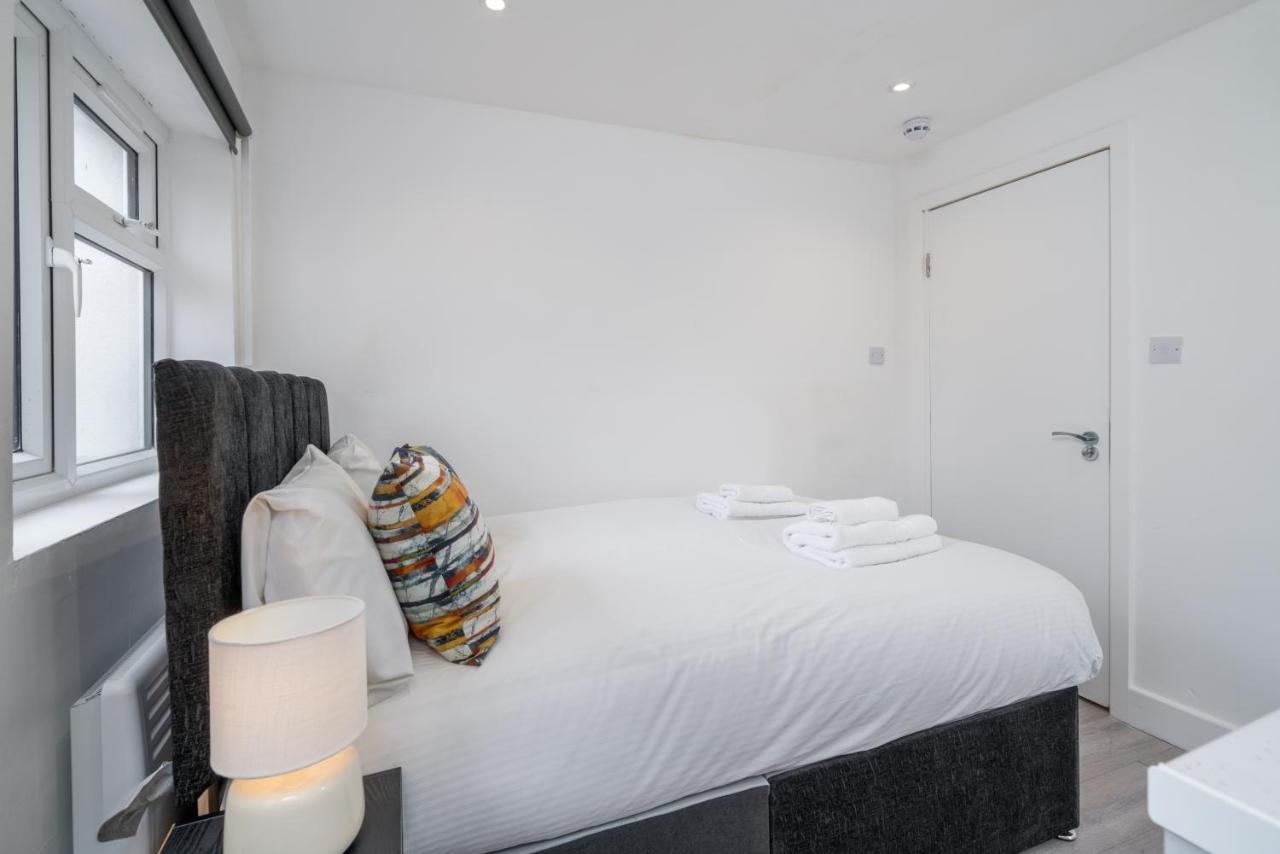 London Selwyn Unique & Stylish Studios 外观 照片