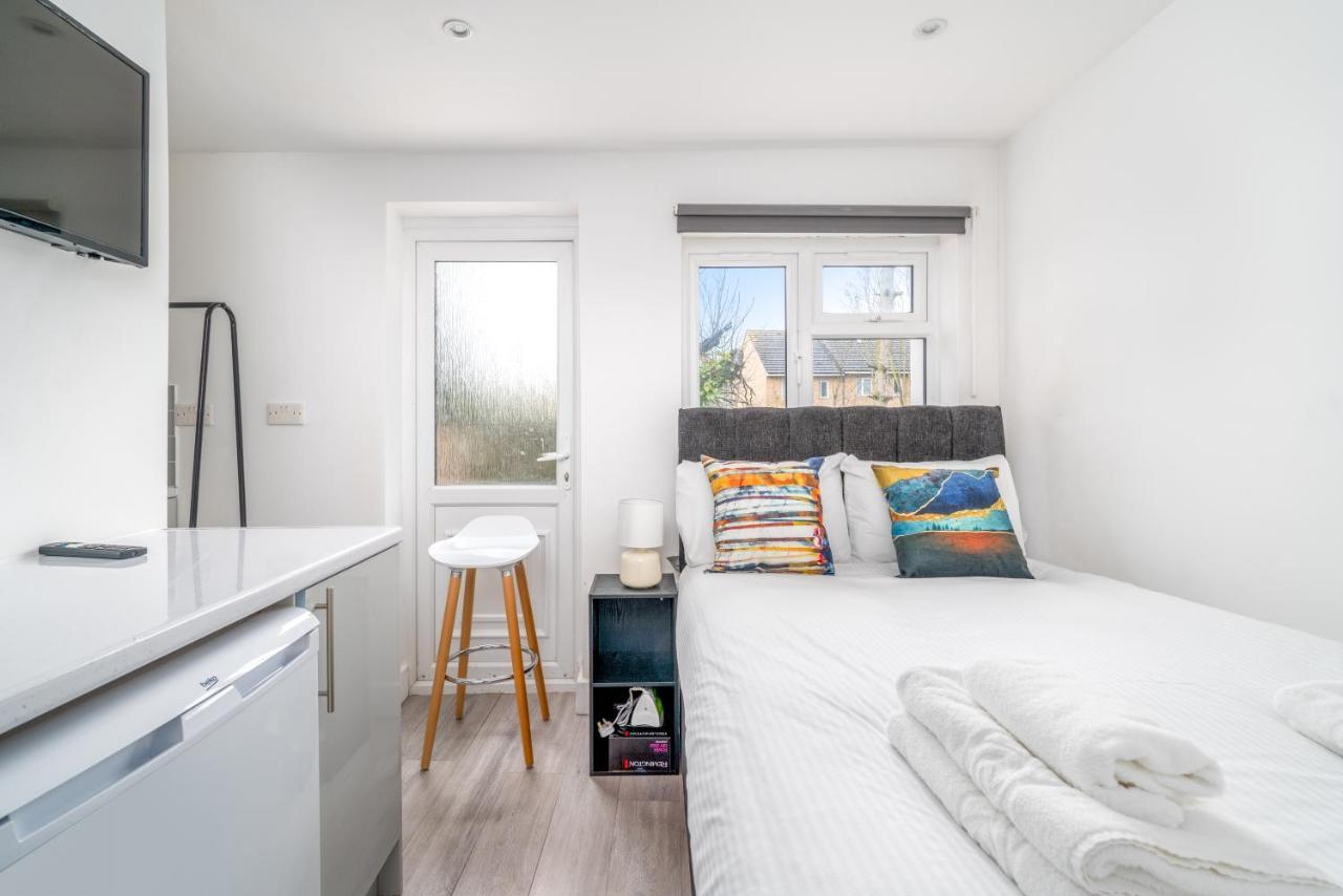 London Selwyn Unique & Stylish Studios 外观 照片