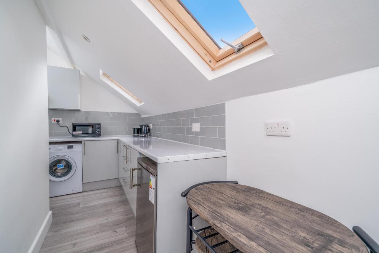 London Selwyn Unique & Stylish Studios 外观 照片